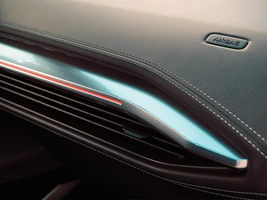 detalhe novo mitsubishi eclipse cross ev
